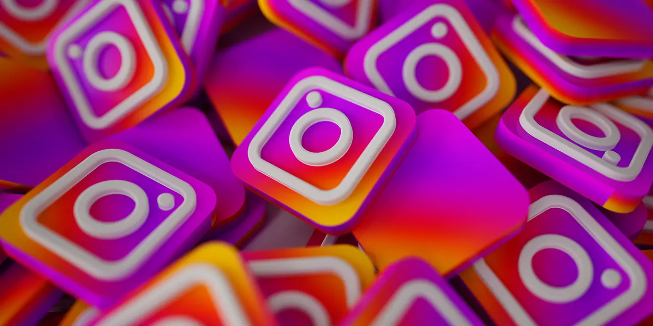 Logo used as Instagram app icon